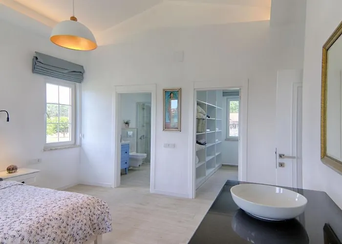 Luxury With Private Pool And Large Garden In Dalyan Villa *