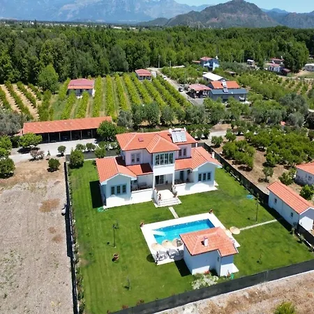 Vilă Luxury With Private Pool And Large Garden In Dalyan Ortaca (Mugla)