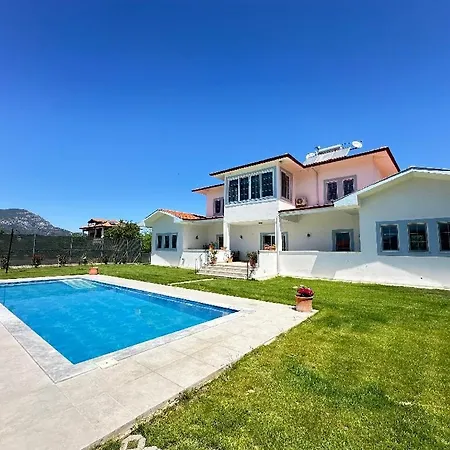 Luxury With Private Pool And Large Garden In Dalyan Vilă *